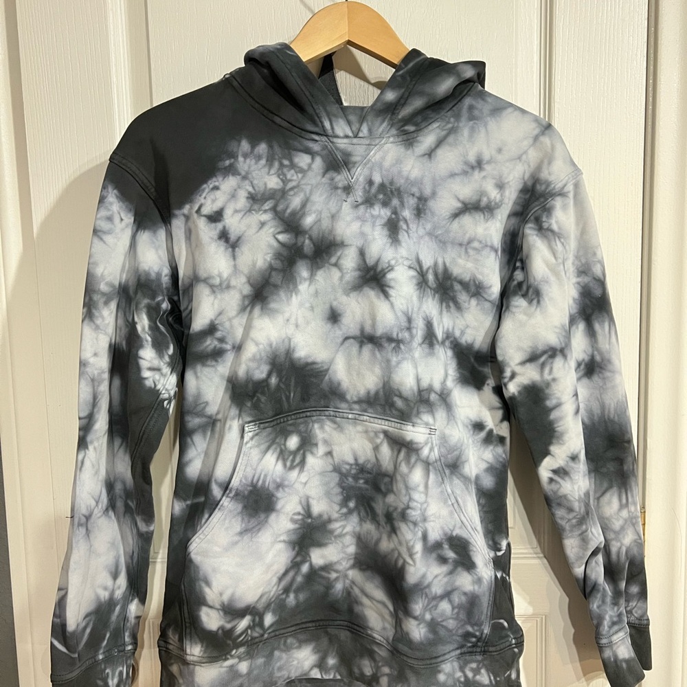 Lululemon Athletica Black and White Tie-Dye Hoodie